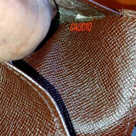 ✨️LOUIS VUITTON DAMIER EBÈNE COMPACT ZIP WALLET - Picture 12 of 13